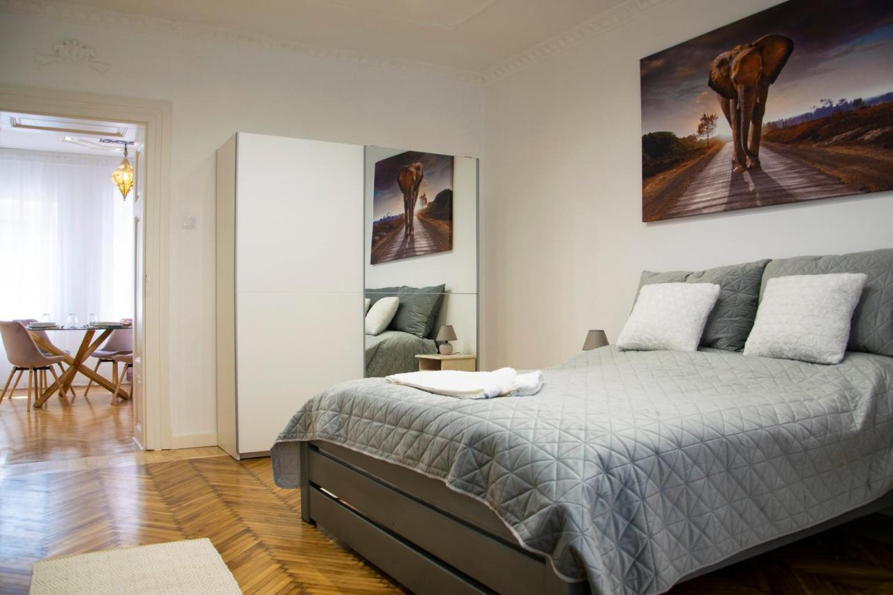Season One Apartman Szeged Kültér fotó