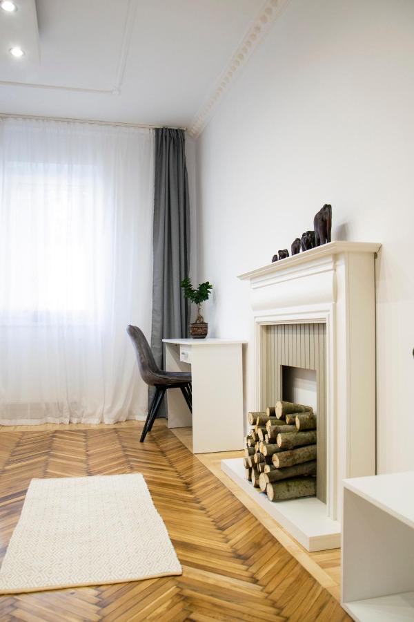 Season One Apartman Szeged Kültér fotó