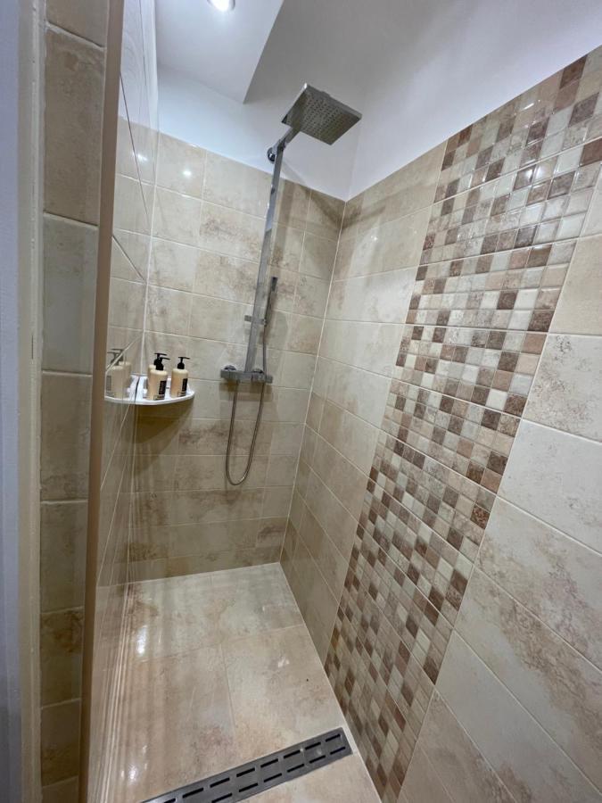 Season One Apartman Szeged Kültér fotó