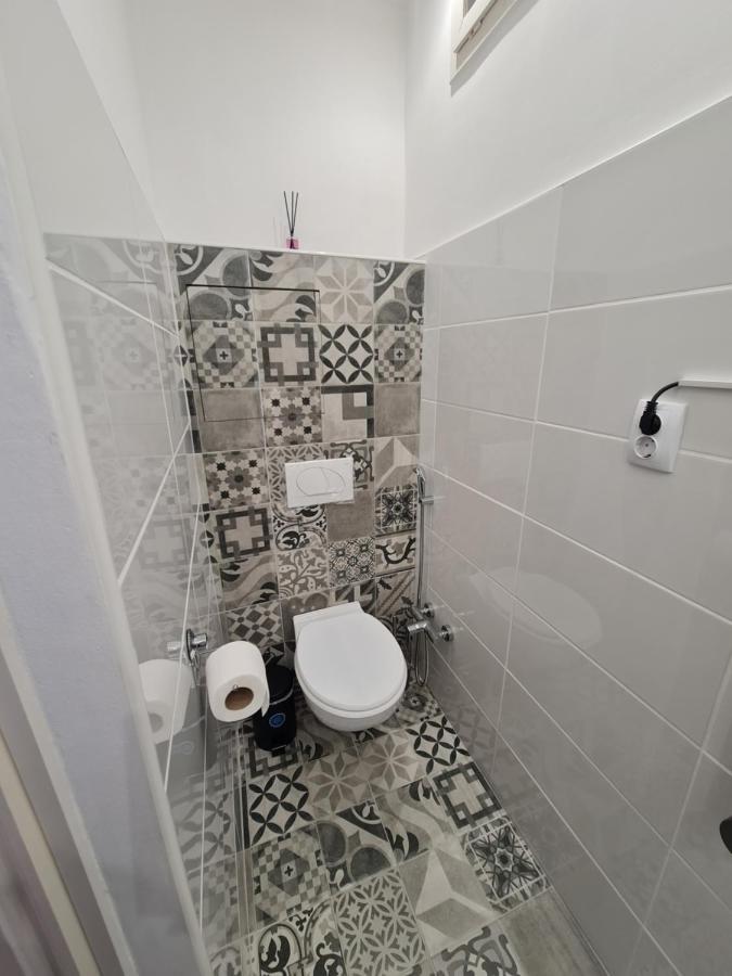 Season One Apartman Szeged Kültér fotó