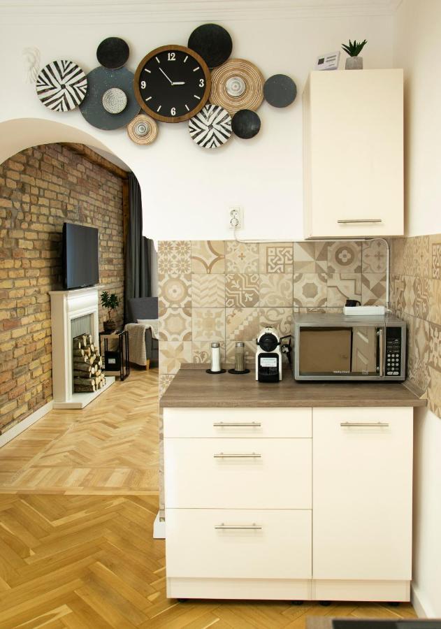 Season One Apartman Szeged Kültér fotó